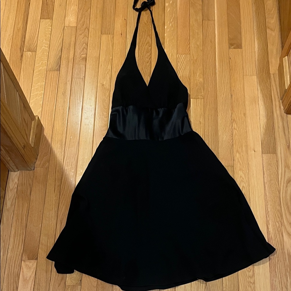 Jones New York Elegant Black Halter Dress - Picture 2 of 6